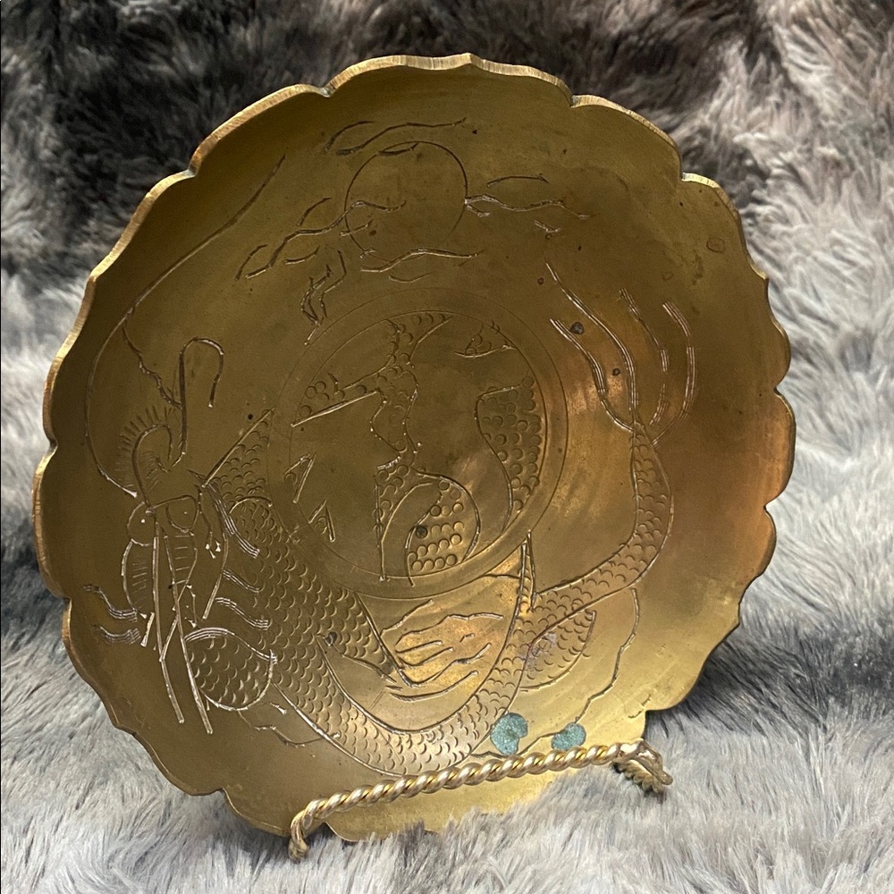 Gold Decorative Brass Plate - Picture 5 of 16